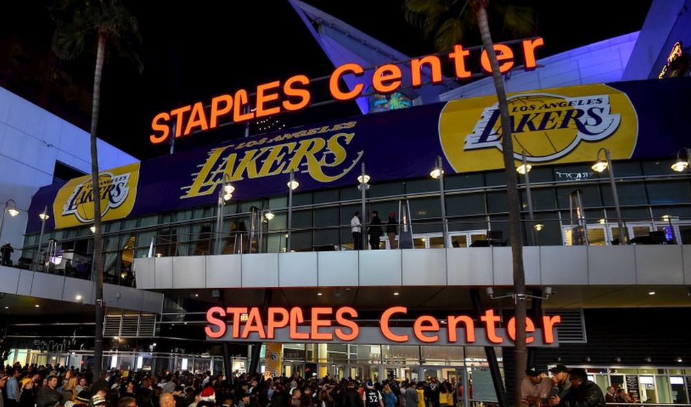 AEG extends Staples Center deal with Toshiba SportsPro