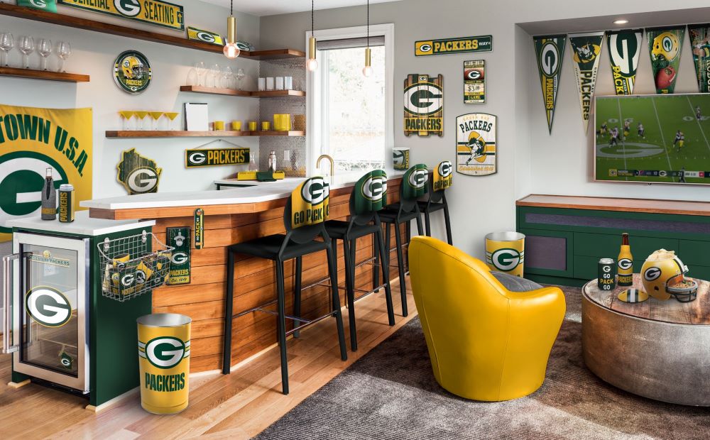 Fanatics strengthens nonapparel offering with WinCraft acquisition